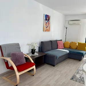 Fly Airport Residences & Therme-self Check-in Apartment Otopeni